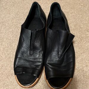 Black Leather Woman’s Open Toe Shoes size 39
